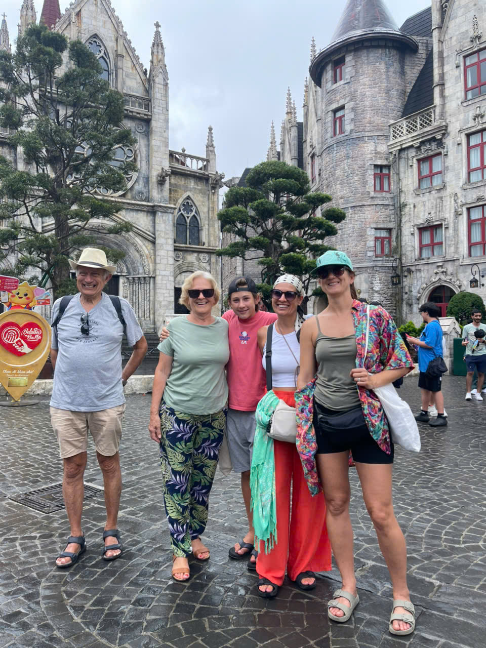 Chan May Port to Ba Na Hills Private Car Transfer