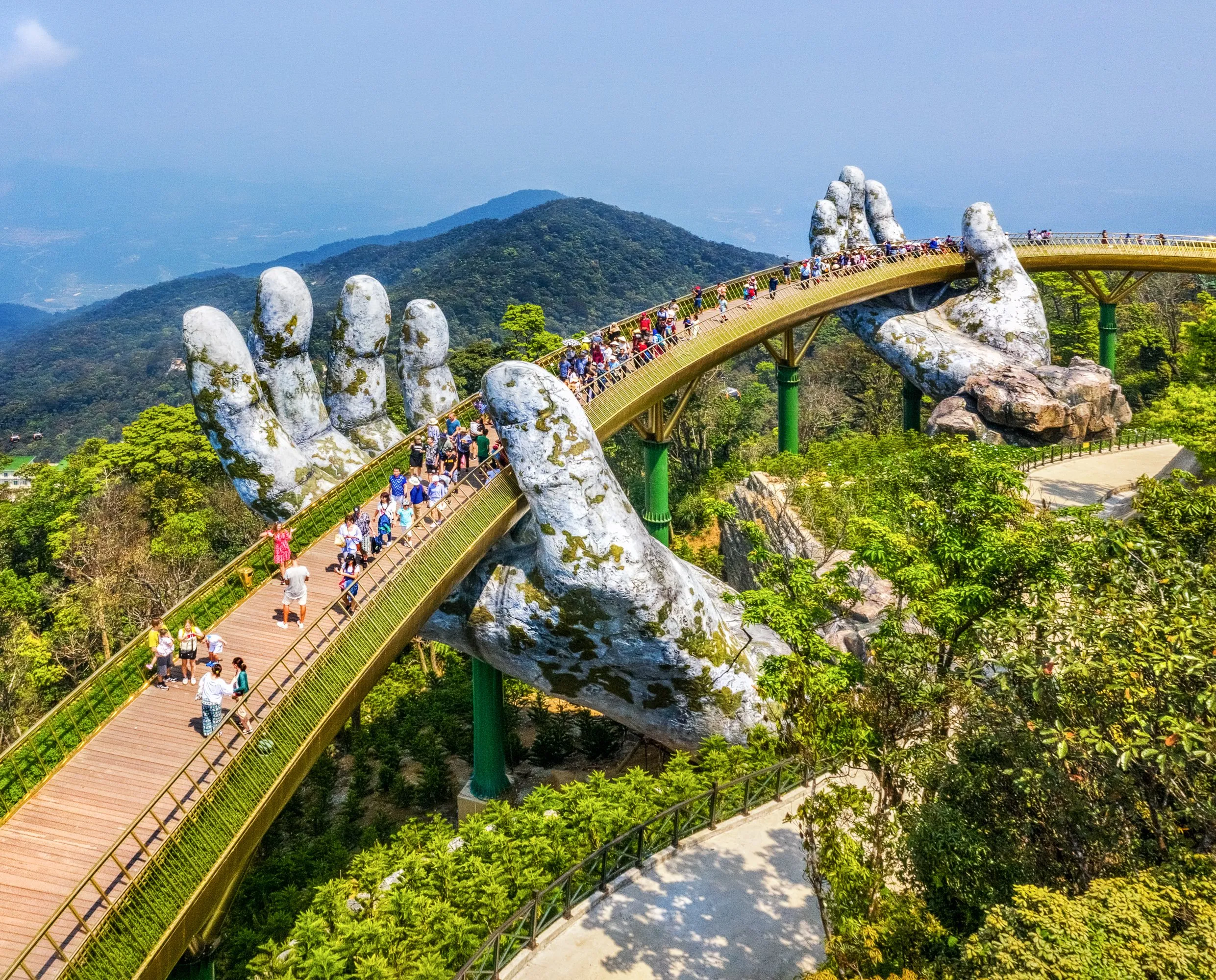 Chan May Port to Ba Na Hills Private Car Transfer