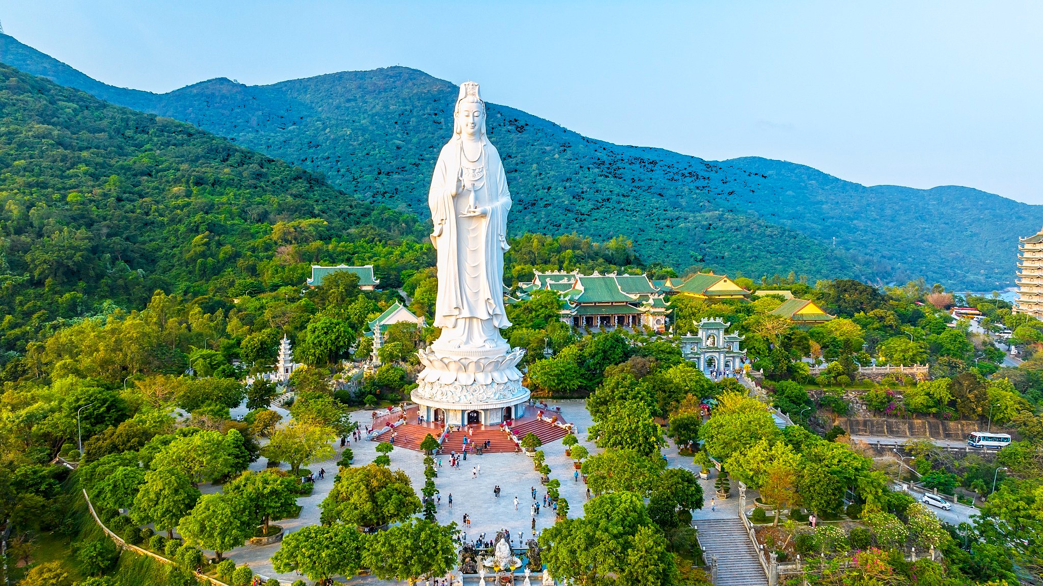 Hue to Da Nang by Private Car